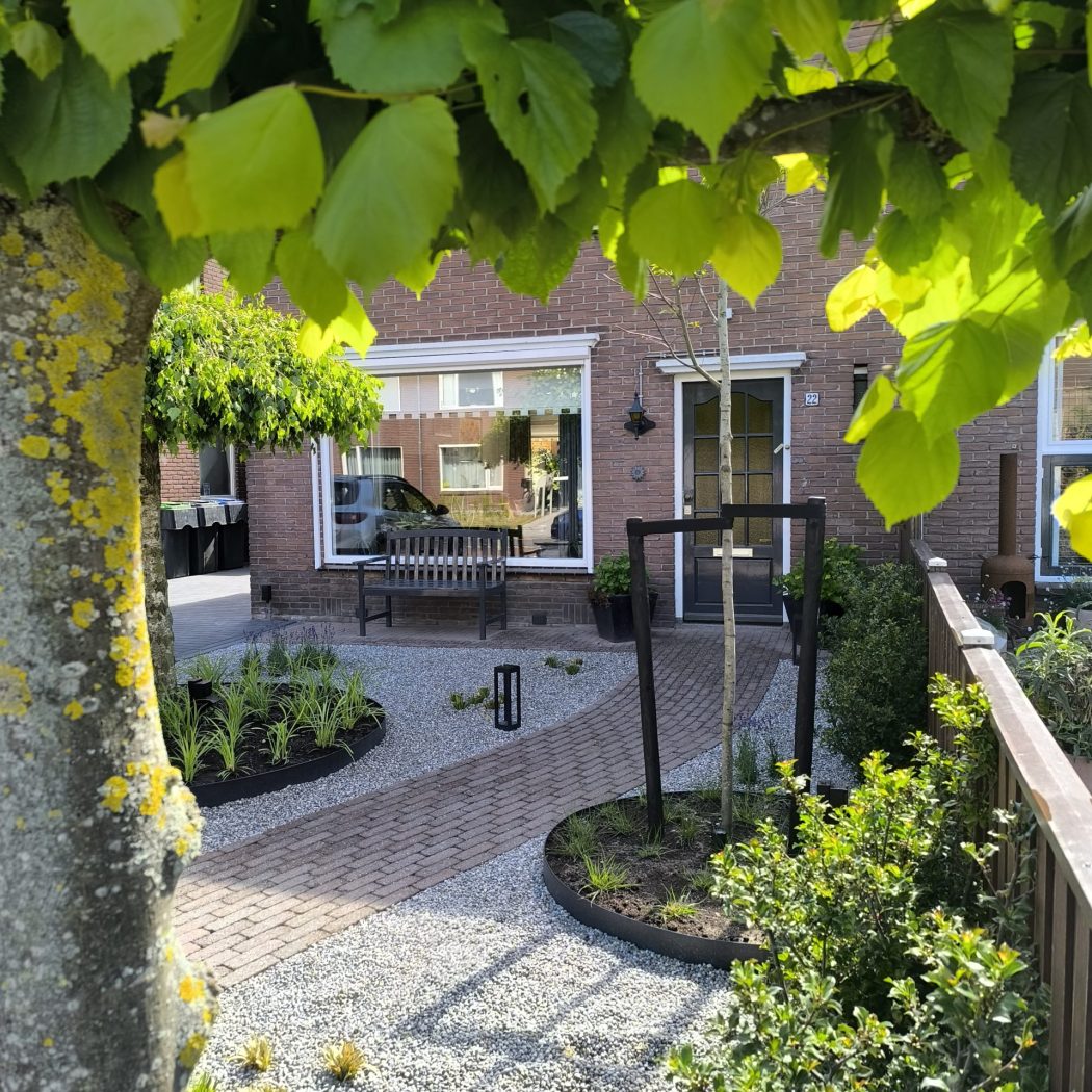 Onderhoudsvriendelijke voortuin – Harderwijk